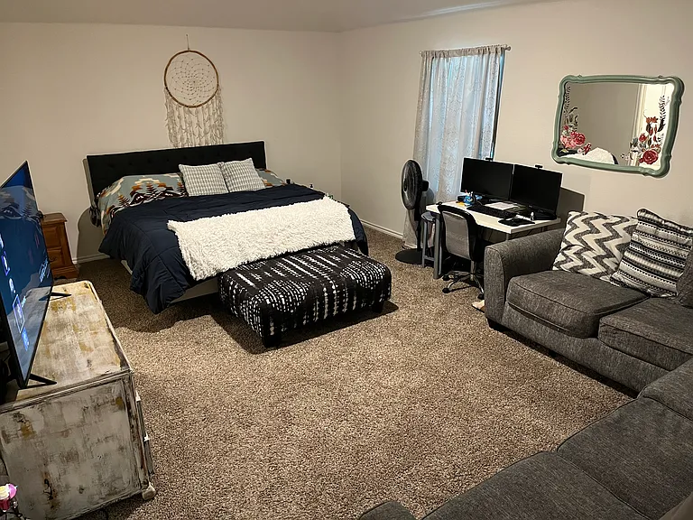 108 Omaha Ln — Photo 3
