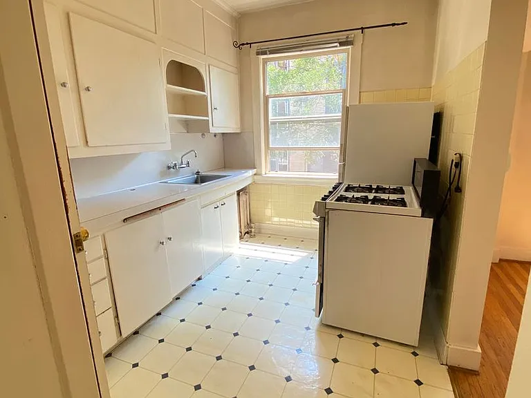 Bancroft Apartments — Photo 1