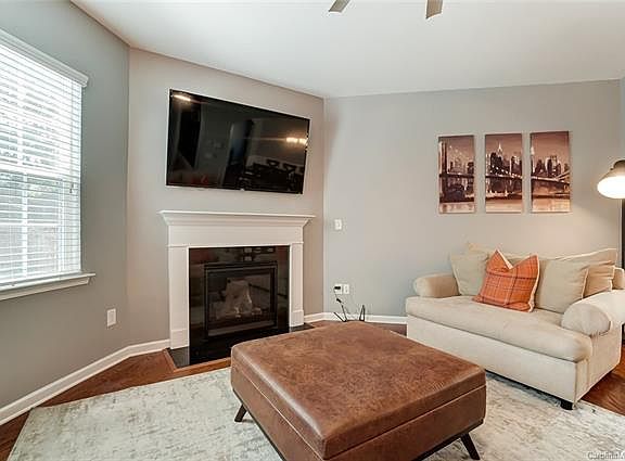 5th image of 7911 Kelburn Ln