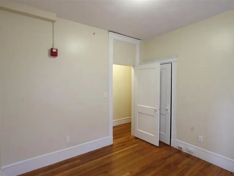77 Hancock St #6 — Photo 4