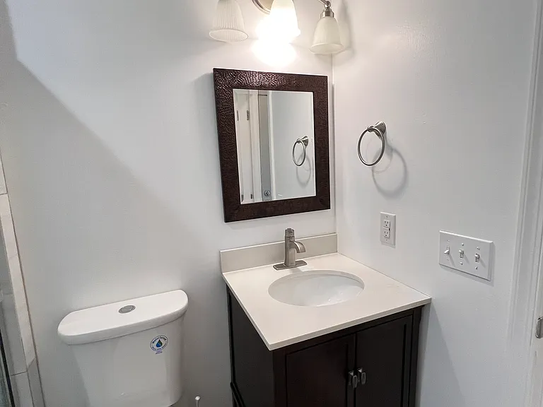 Simons Dr — Photo 3