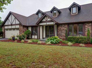 3108 W Bridlewood Trl, Ozark, MO 65721