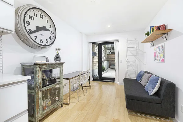 Sold by Compass | media 4