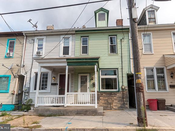 2nd image of 47 Walton St