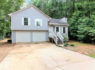 1217 N Hampton Dr, Hampton, GA 30228