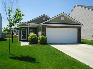 2397 Middle View Dr, Columbus, IN 47201