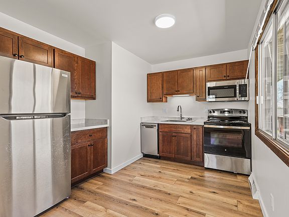 4th image of 11 Simonson Blvd #4