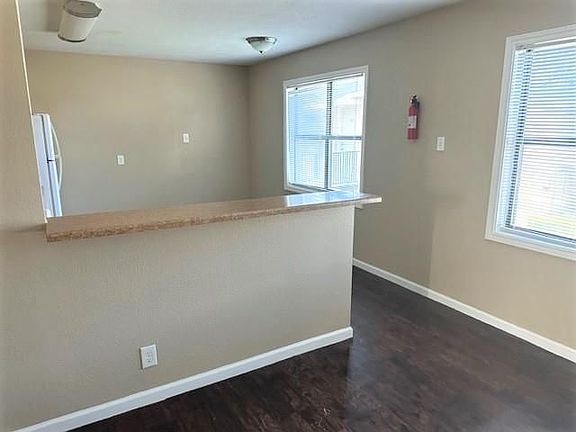 4th image of 3620 Southmore Blvd APT 16
