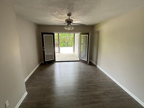 3rd image of 3159 Longbow Dr #B