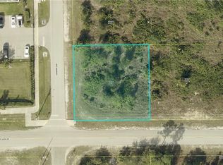 2401 E 10th St, Lehigh Acres, FL 33936