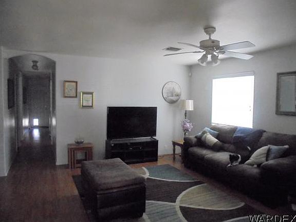 2nd image of 3744 June St