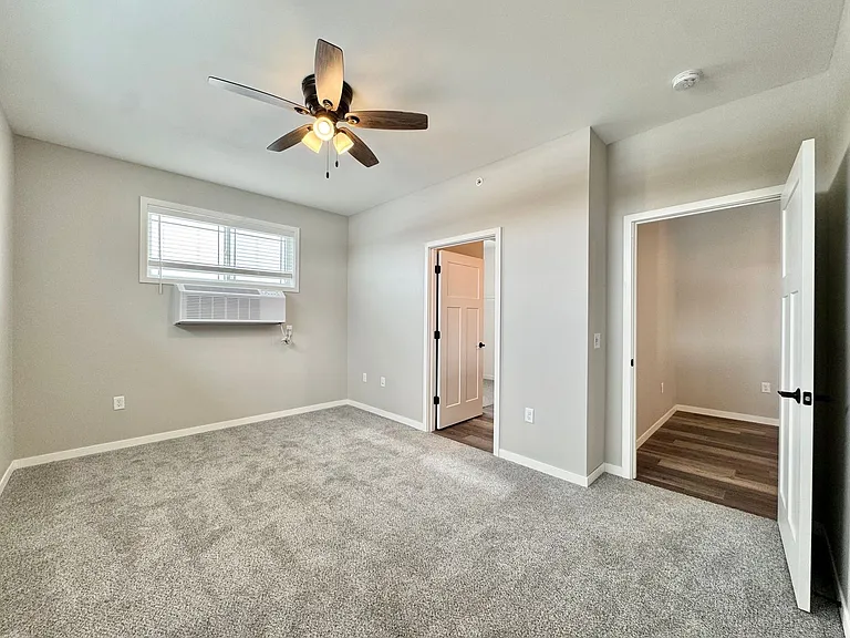 Latitude 45 — Photo 21