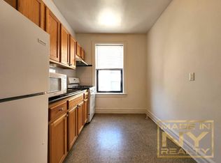3507 32nd St APT D6, Astoria, NY 11106
