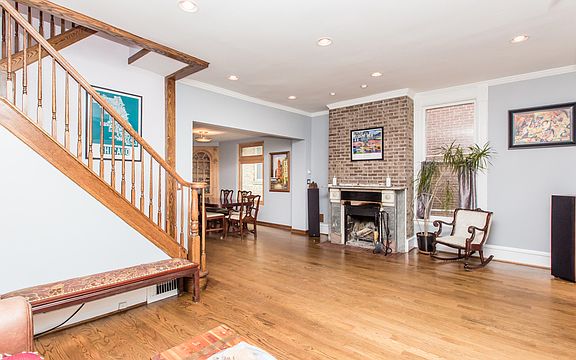 5th image of 6815 N Wolcott Ave