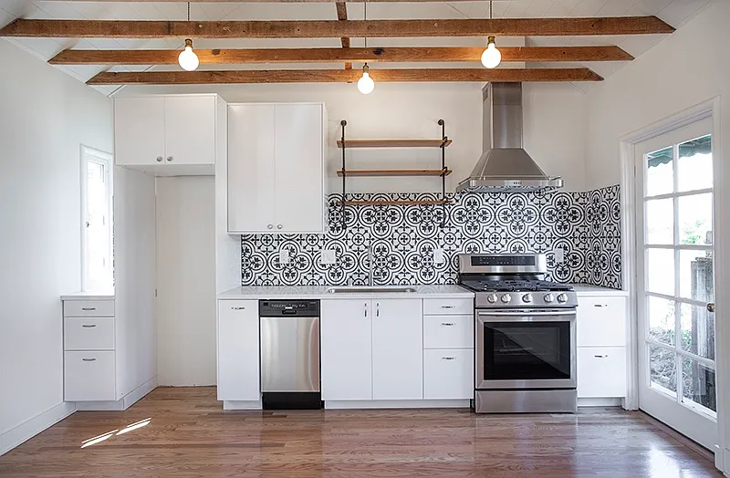 1 bed, 700 sqft, $3,100 — Photo 3