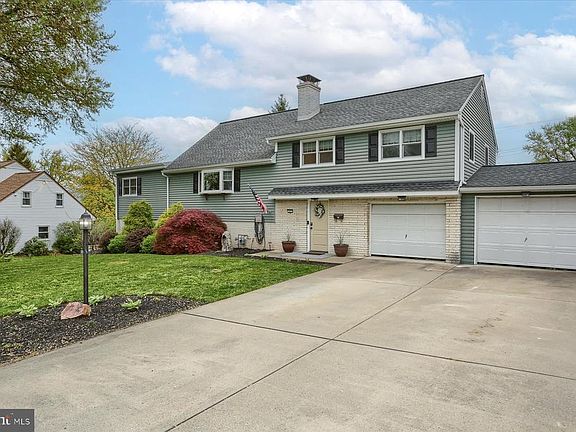 3rd image of 503 Clermont Dr