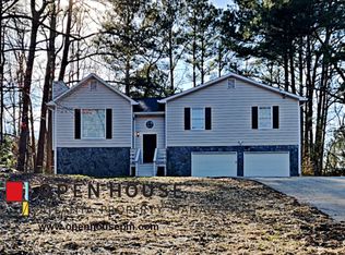 60 Blackhawk Trl, Dallas, GA 30157