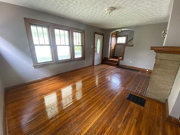 3rd image of 1479 23rd Ave