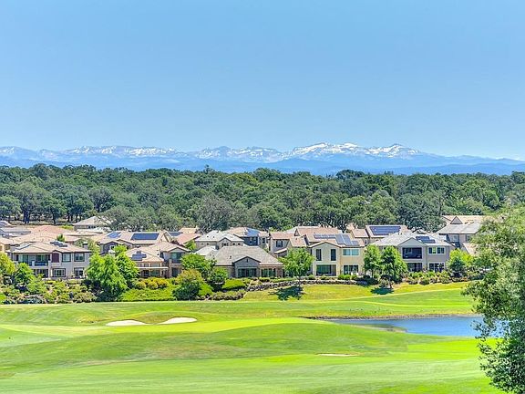 2nd image of 3989 Royal Troon Dr