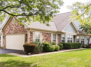 1044 Ridgefield Cir #1044, Carol Stream, IL 60188