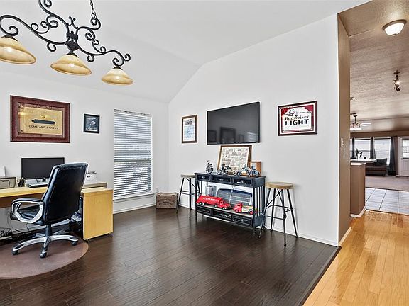 4th image of 6812 Bear Hollow Ct