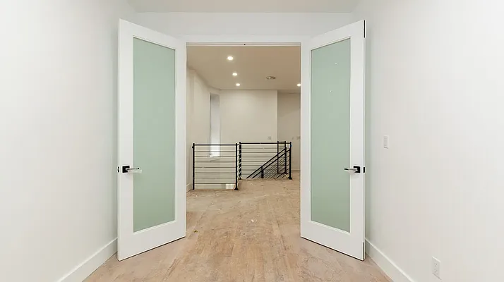 Rented by Rentopia | media 21