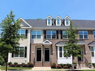 6006 Kentworth Dr, Holly Springs, NC 27540
