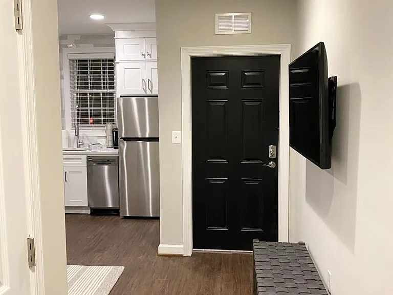 209 Church St SE #1 — Photo 12