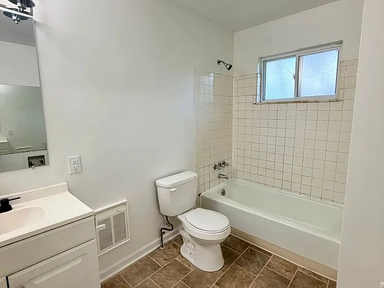 1849 Costigan Dr #Z4 — Photo 15