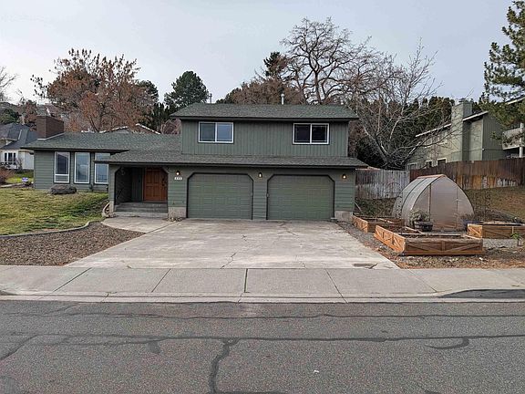 3rd image of 277 Adair Dr