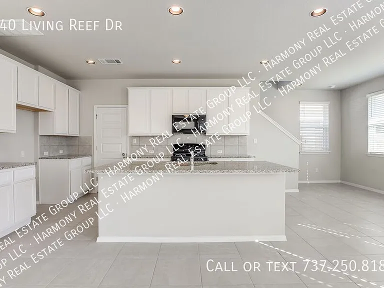 140 Living Reef Dr — Photo 11