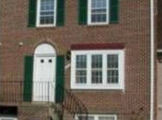 1014C Brixton Ct, Sterling, VA 20164