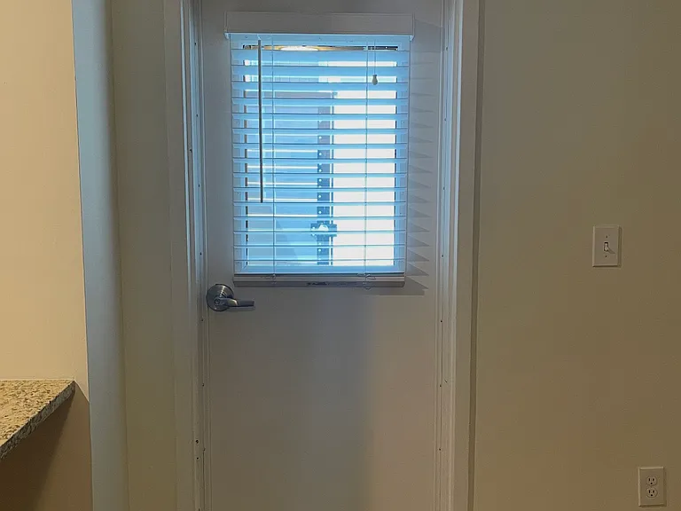 1031 Spring St #1A — Photo 6