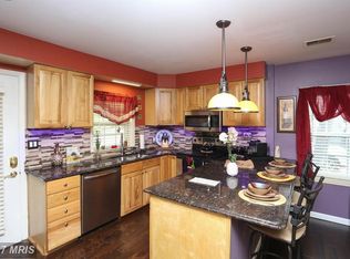 228 Hammarlee Rd, Glen Burnie, MD 21060