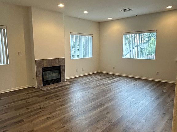 2nd image of 15101 Burbank Blvd #108