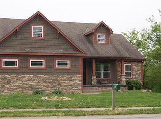 2229 E Dry Creek Dr, Harrisonville, MO 64701
