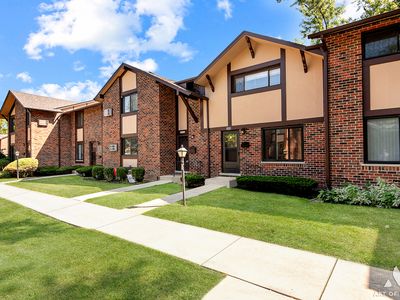 1S209 Stratford Ln, Villa Park, IL, 60181