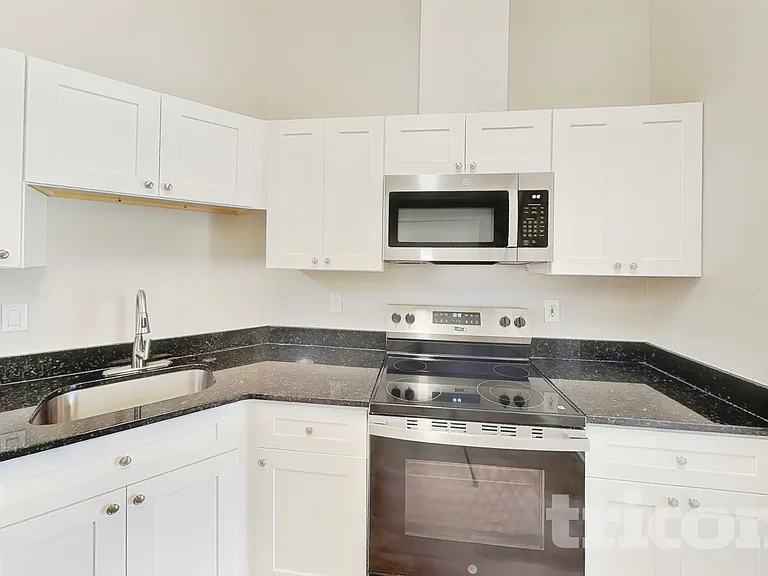 12352 Wasatch Ct — Photo 5