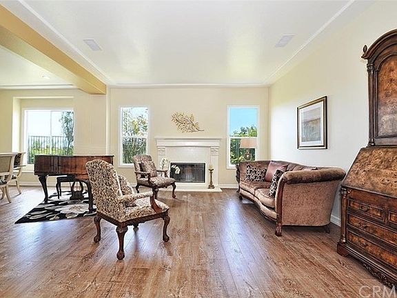Living Room with Cozy Fireplace