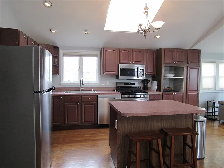 9 Saltworks Ln #WINTER RENT — Photo 3