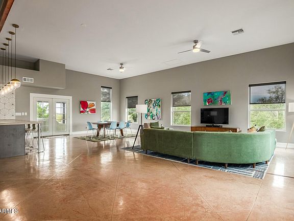 2nd image of 11 E Venado Drive
