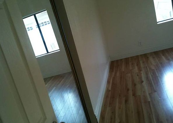 2nd image of 2639 Meeker Ave