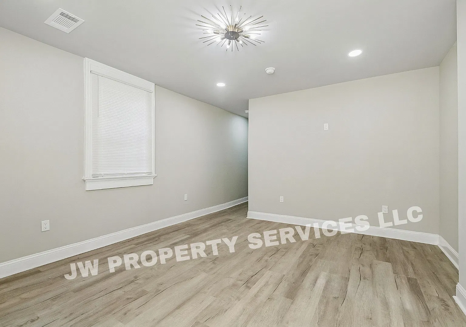 Charming 3-Bedroom Home in the Heart of New Orleans — Photo 3