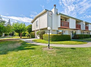 1033 Golf Course Dr, Rohnert Park, CA 94928