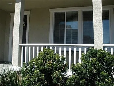 782 Courtyards Loop photo 1
