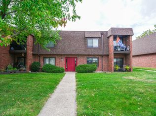 4557 Woodland Ave UNIT 6, West Des Moines, IA 50266