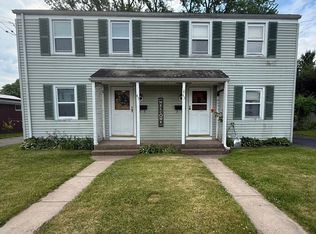 43 Pioneer Cir, Manchester, CT 06040