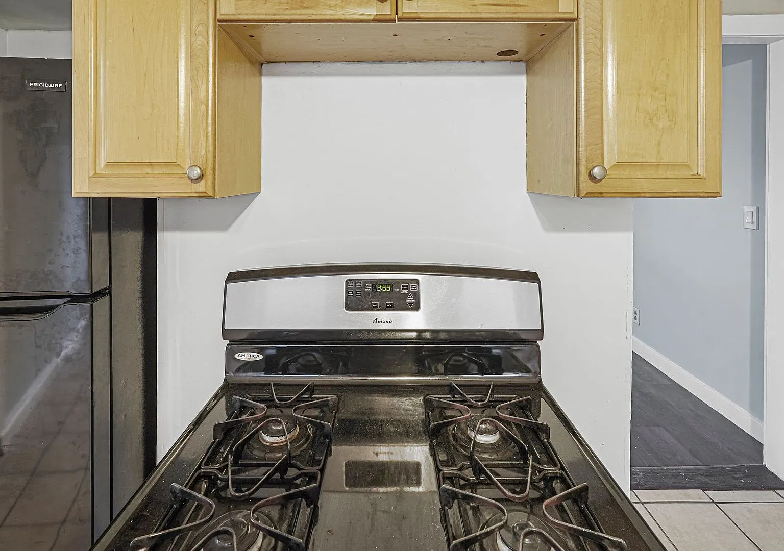 56 Devens St — Photo 3