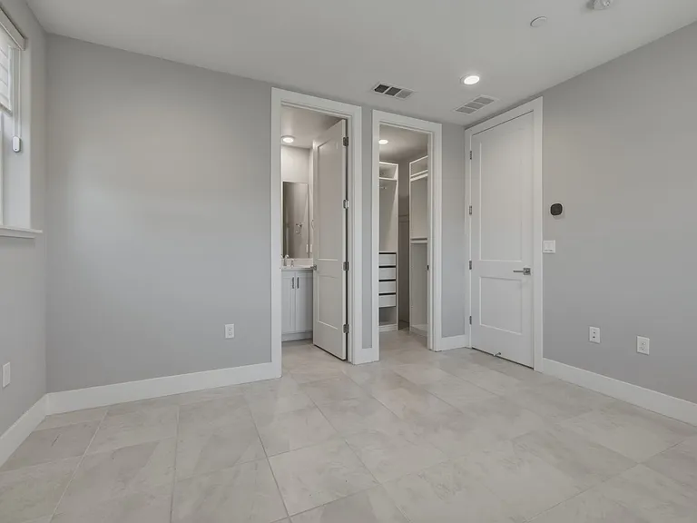 1230 Mateo Miller Cir — Photo 18