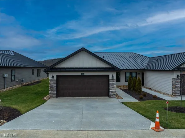 1004 Sycamore Ln, Millersburg, OH 44654